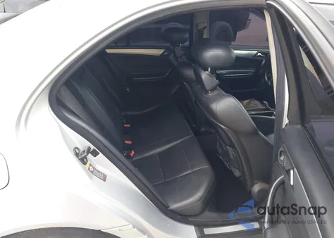 2005 Mercedes-Benz C 230 Kompressor Sport z USA, uszkodzony, nr VIN WDBRF40J15F625290